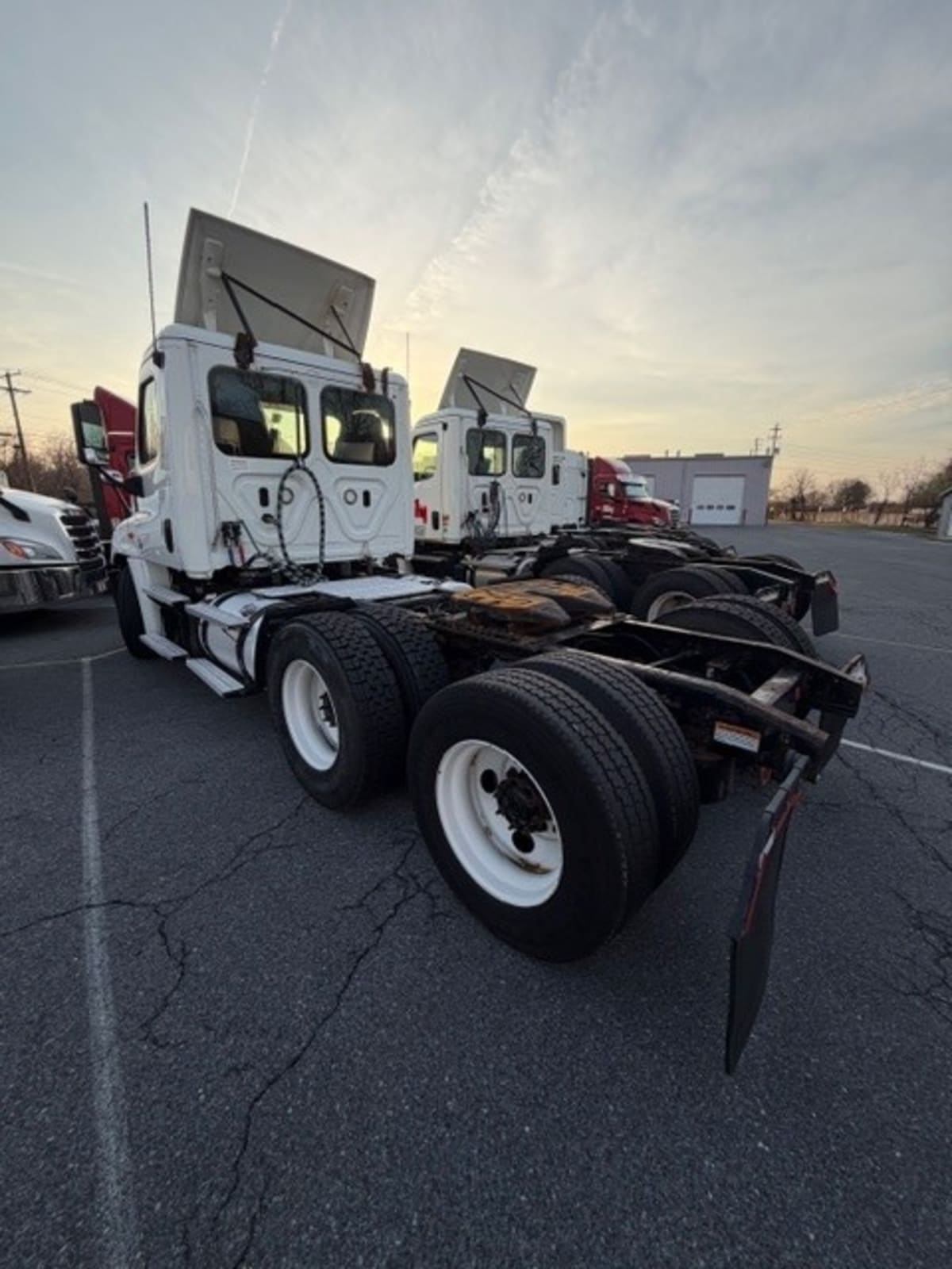 2019 Freightliner/Mercedes CASCADIA 125 874450