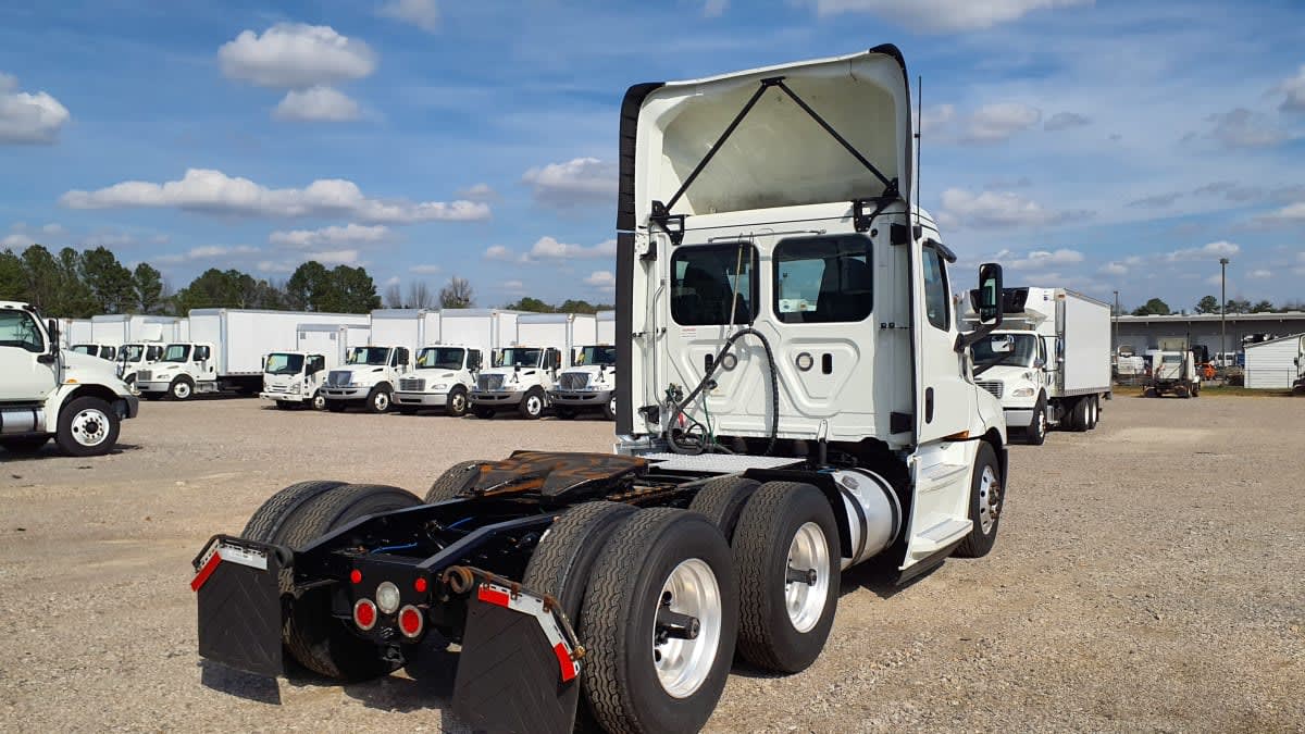 2019 Freightliner/Mercedes NEW CASCADIA PX12664 874458