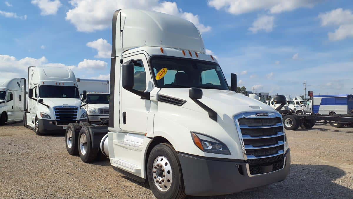 2019 Freightliner/Mercedes NEW CASCADIA PX12664 874458