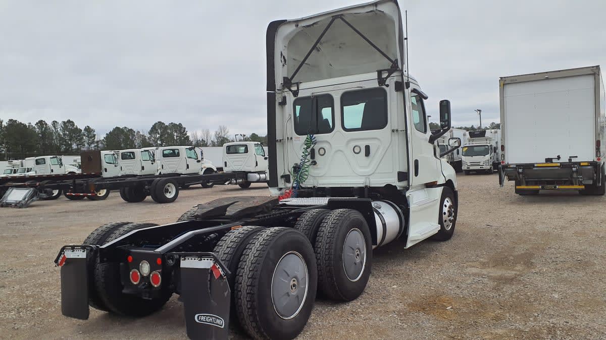 2019 Freightliner/Mercedes NEW CASCADIA PX12664 874459