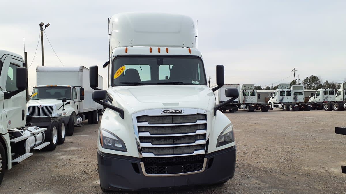 2019 Freightliner/Mercedes NEW CASCADIA PX12664 874461