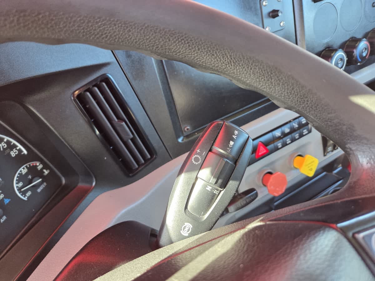 2019 Freightliner - image 9