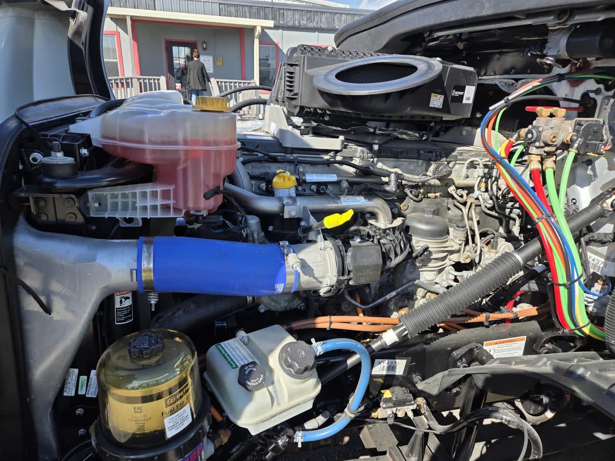 2019 Freightliner - image 8