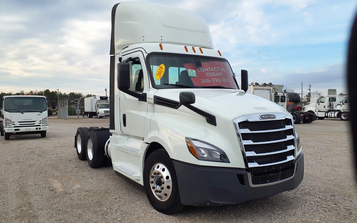 2019 Freightliner/Mercedes NEW CASCADIA PX12664 874468