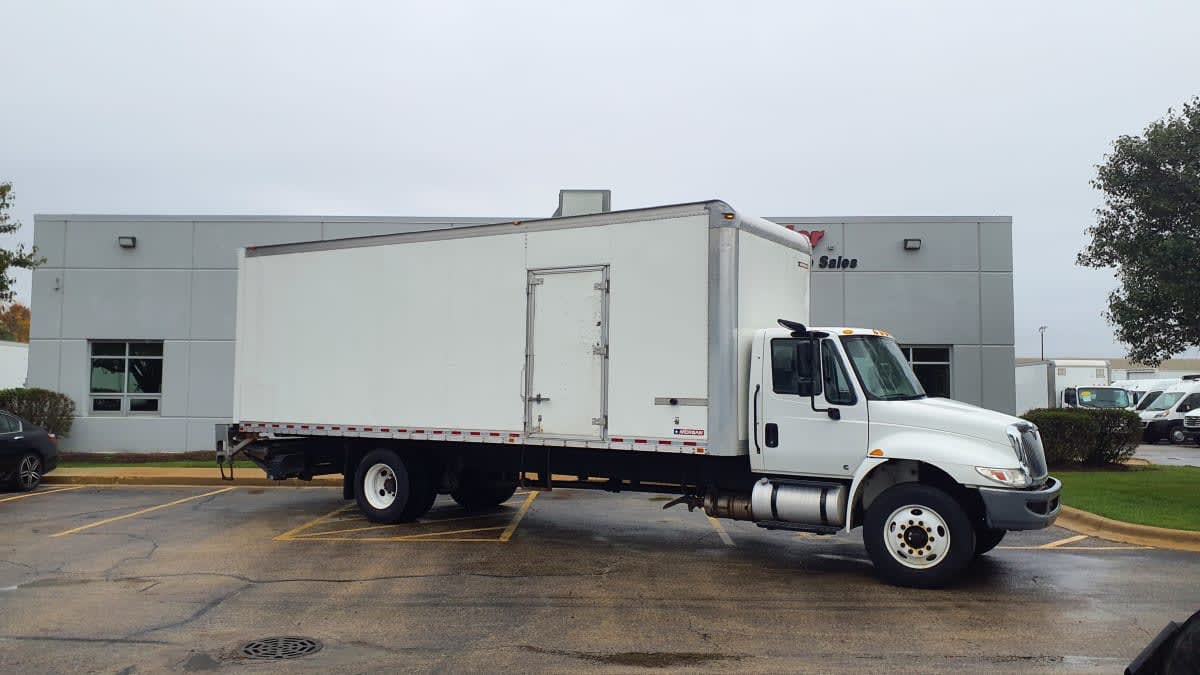 2019 International 4300 in Bolingbrook, IL — photo 3