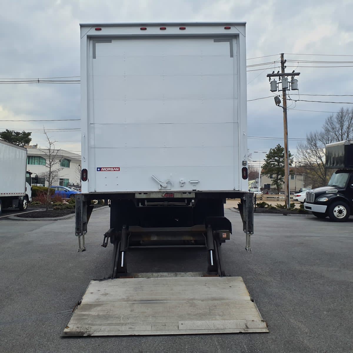 2019 Navistar International 4300 874498