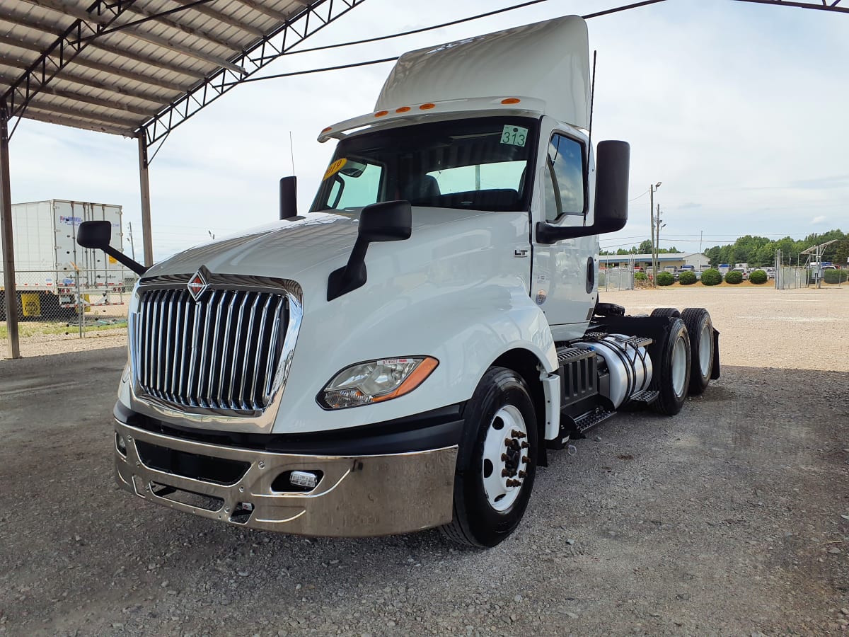 2019 Navistar International LT625 DAYCAB T/A 874507