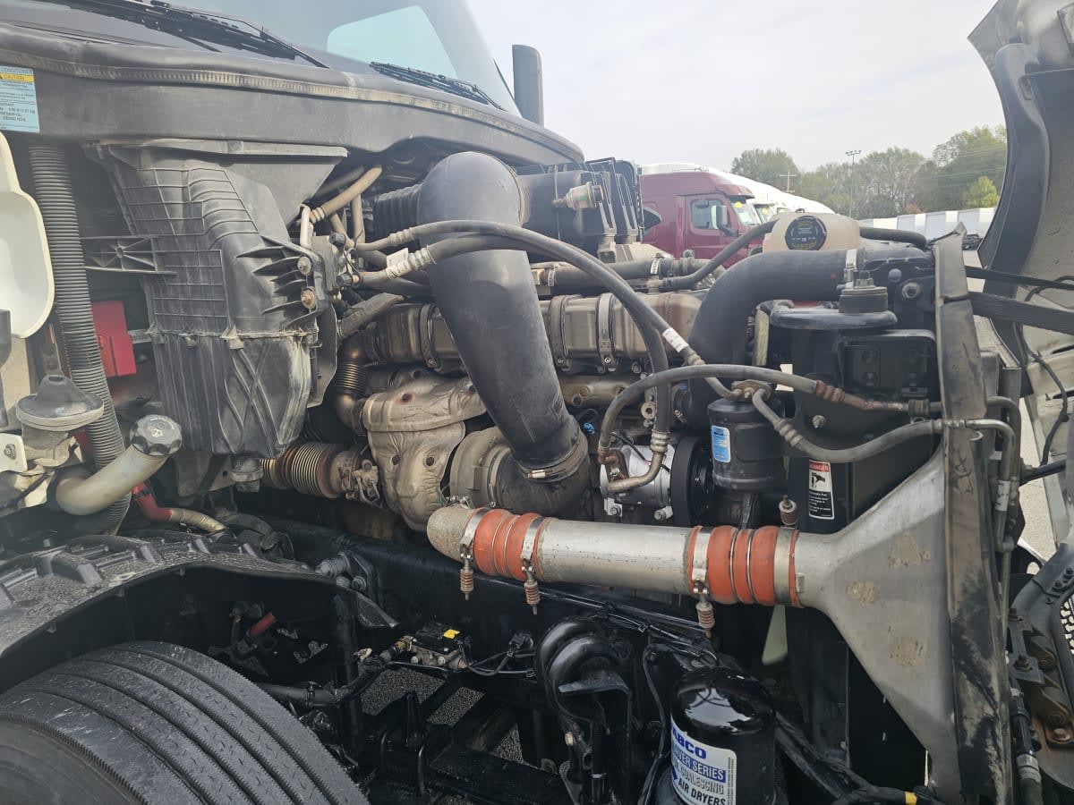 2020 Freightliner - image 14