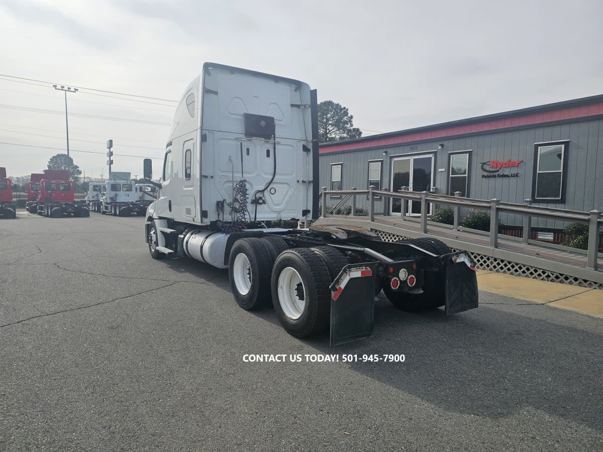 2020 Freightliner - image 6
