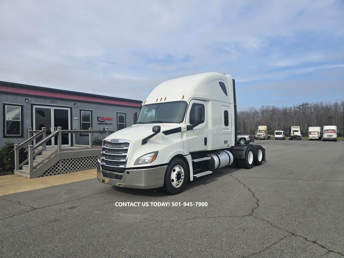 2020 Freightliner - image 1