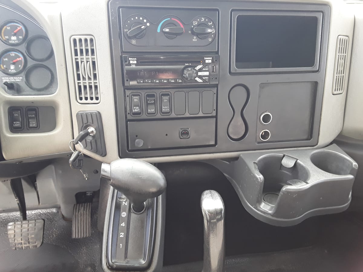 2019 Navistar International 4300 874640