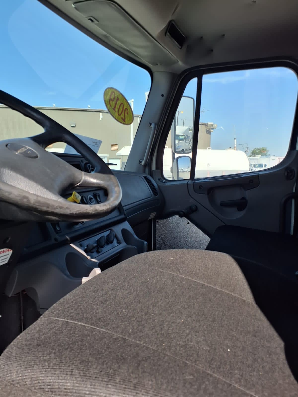 2019 Freightliner/Mercedes M2 106 874744