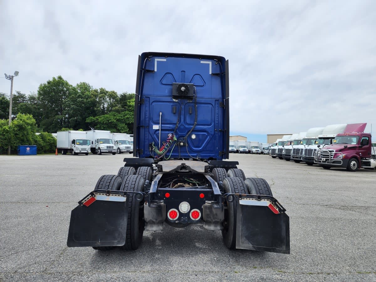 2020 Freightliner - image 5