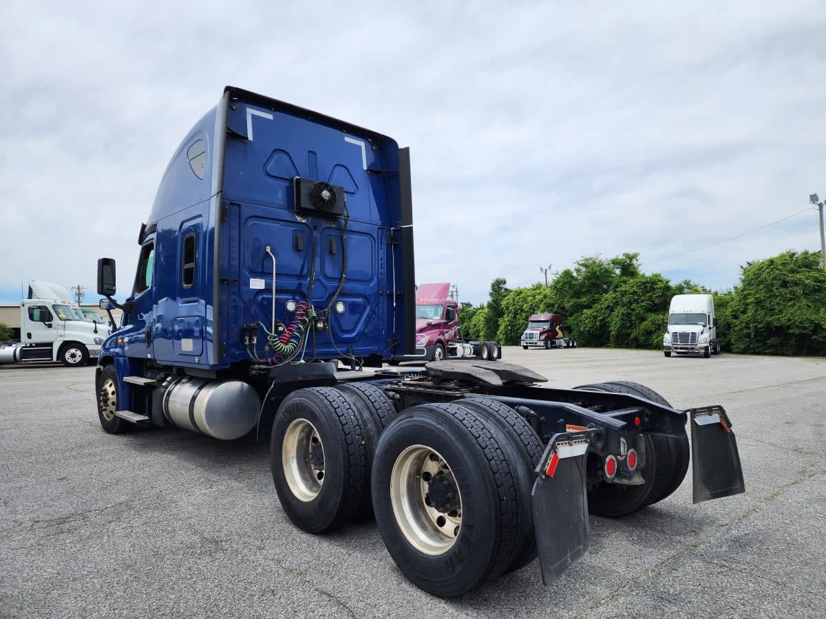 2020 Freightliner - image 6