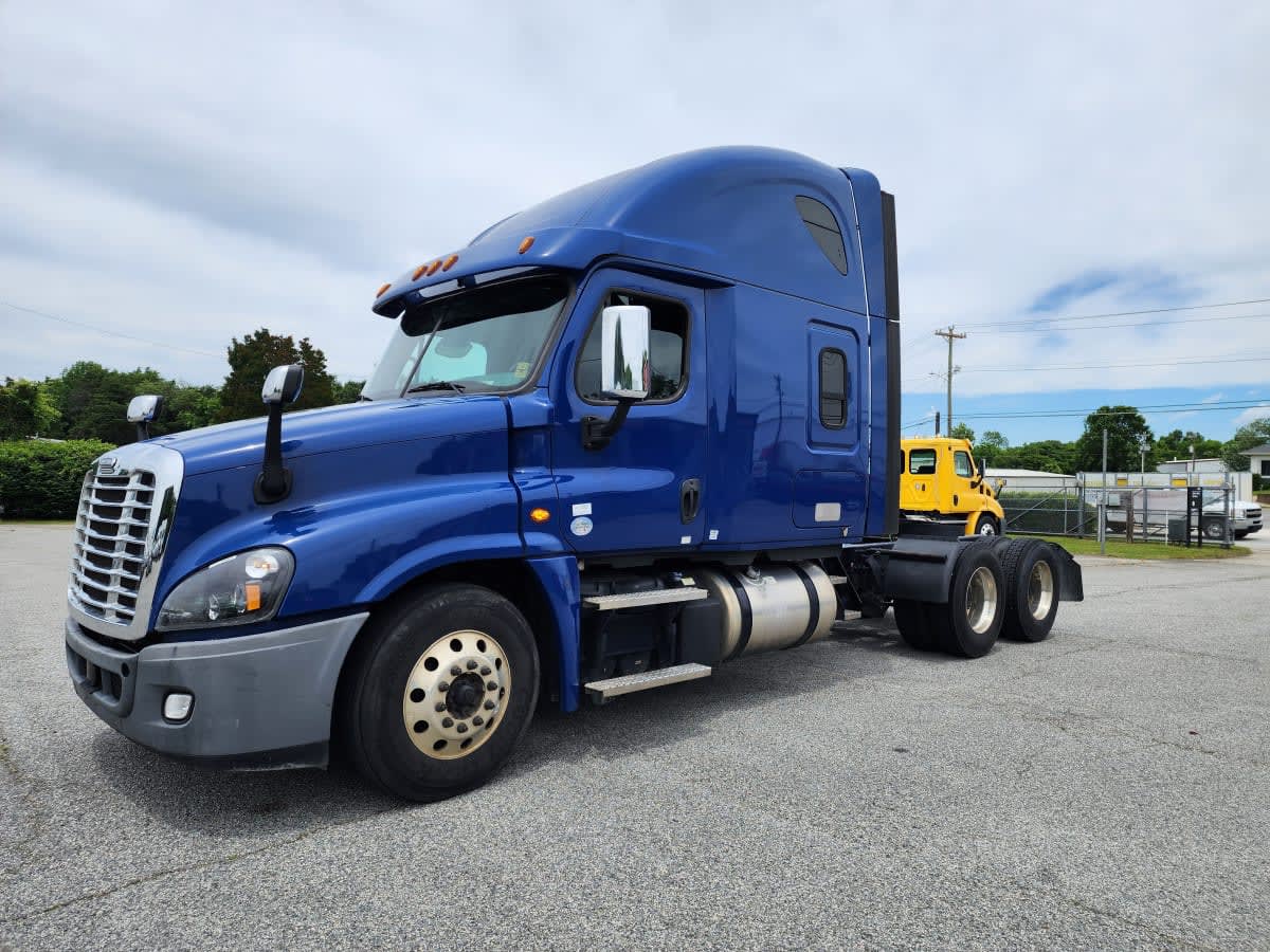2020 Freightliner - image 1