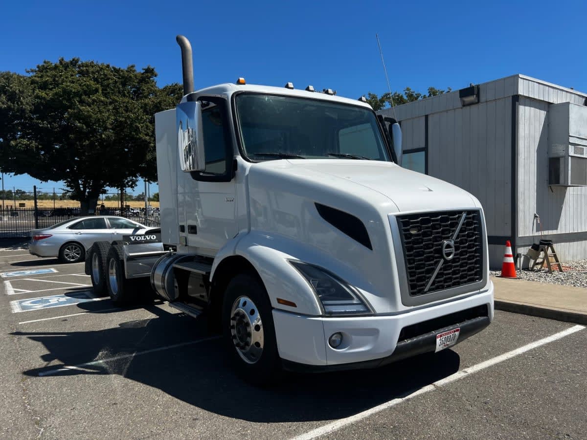 2019 Volvo in West Sacramento, CA — photo 3