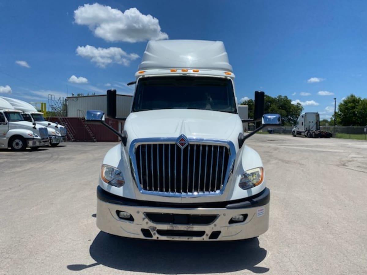 2019 Navistar International LT625 SLPR CAB 875187