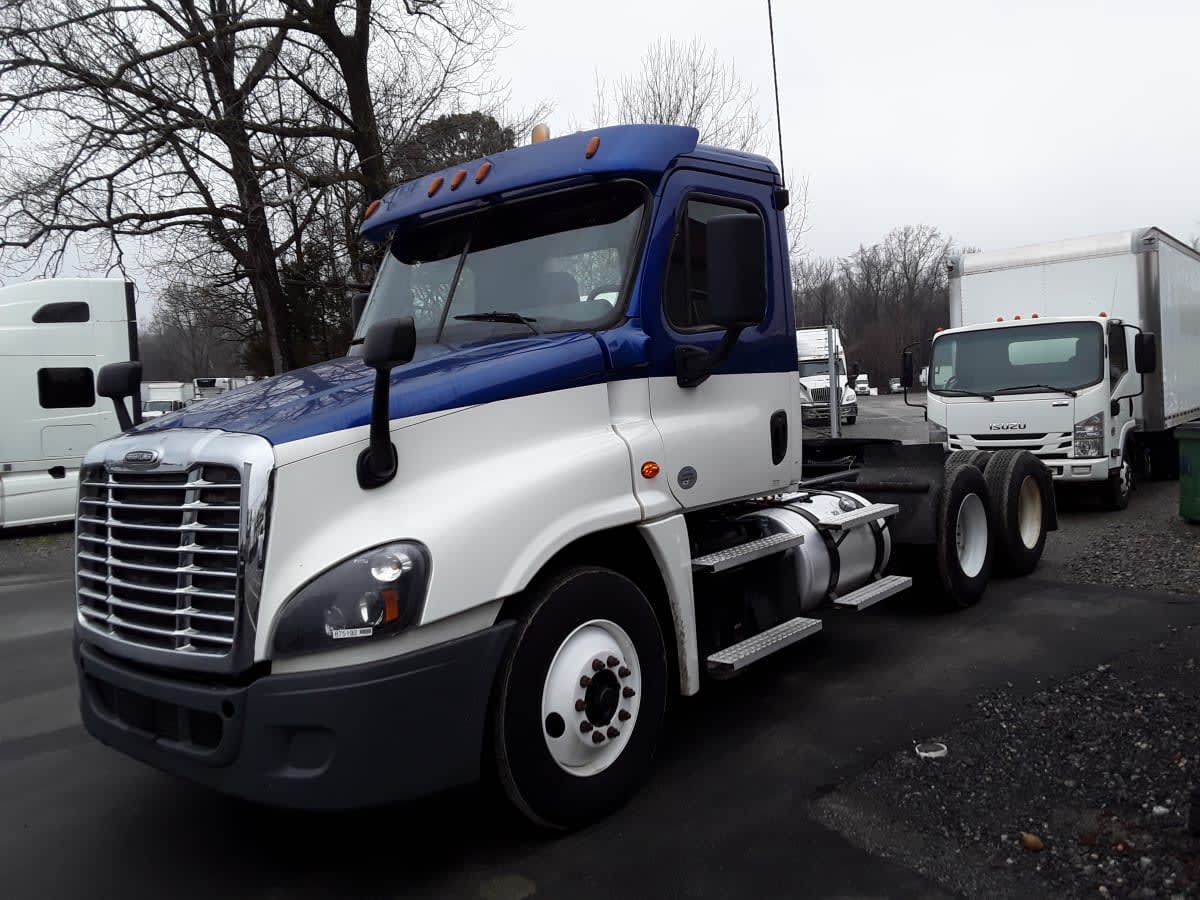 2020 Freightliner - image 1