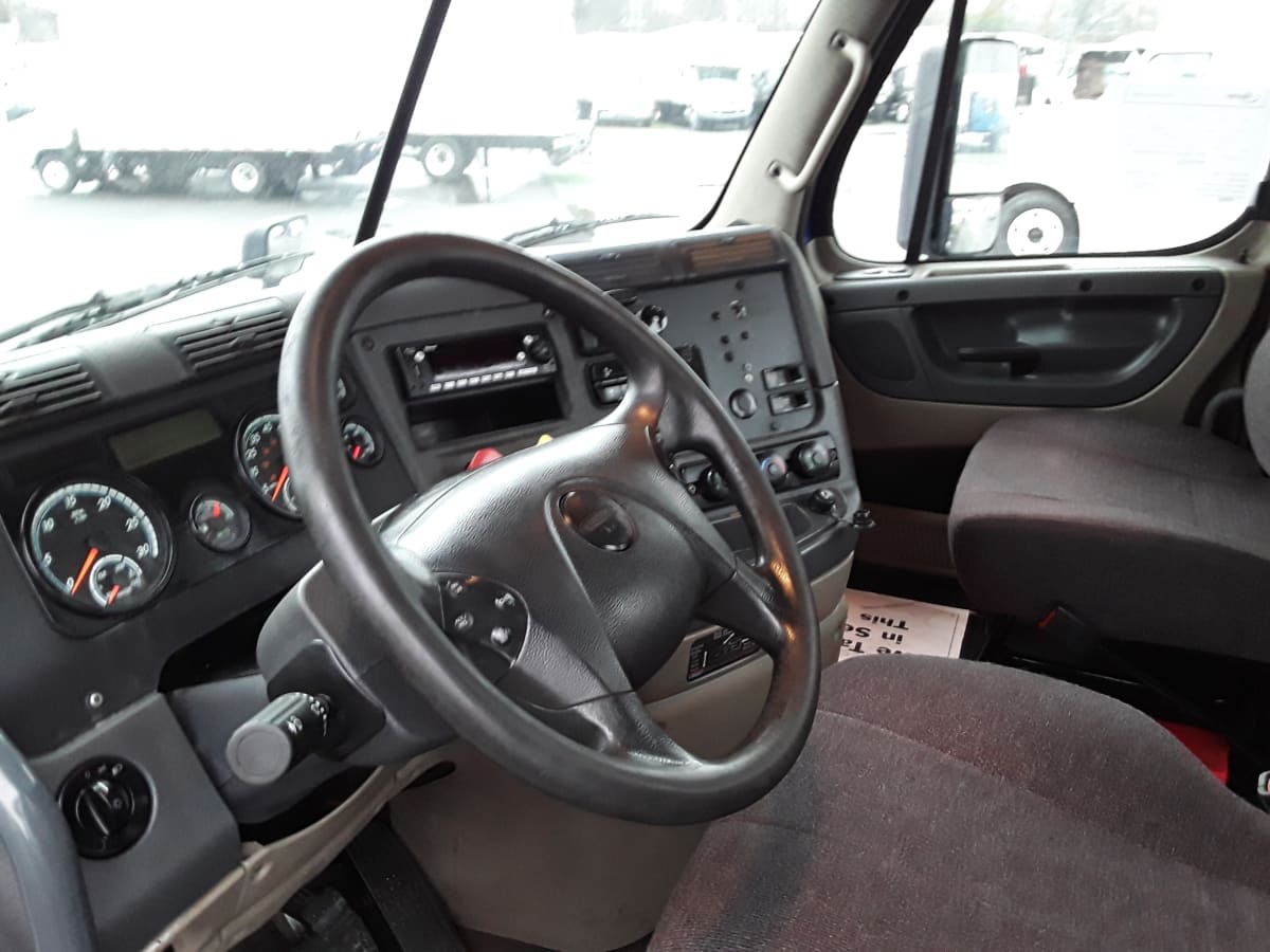 2020 Freightliner - image 7