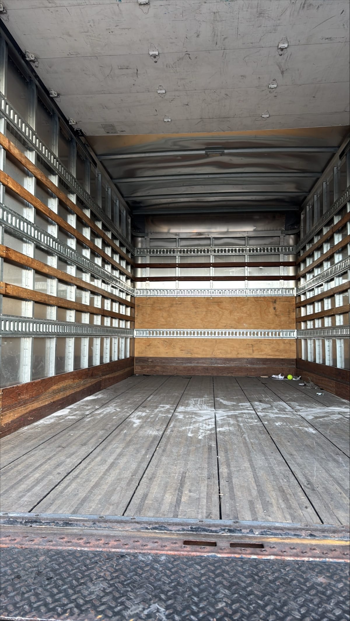 2019 Isuzu NPR HD 875204