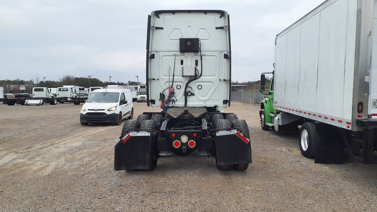 2019 Freightliner/Mercedes CASCADIA 875216