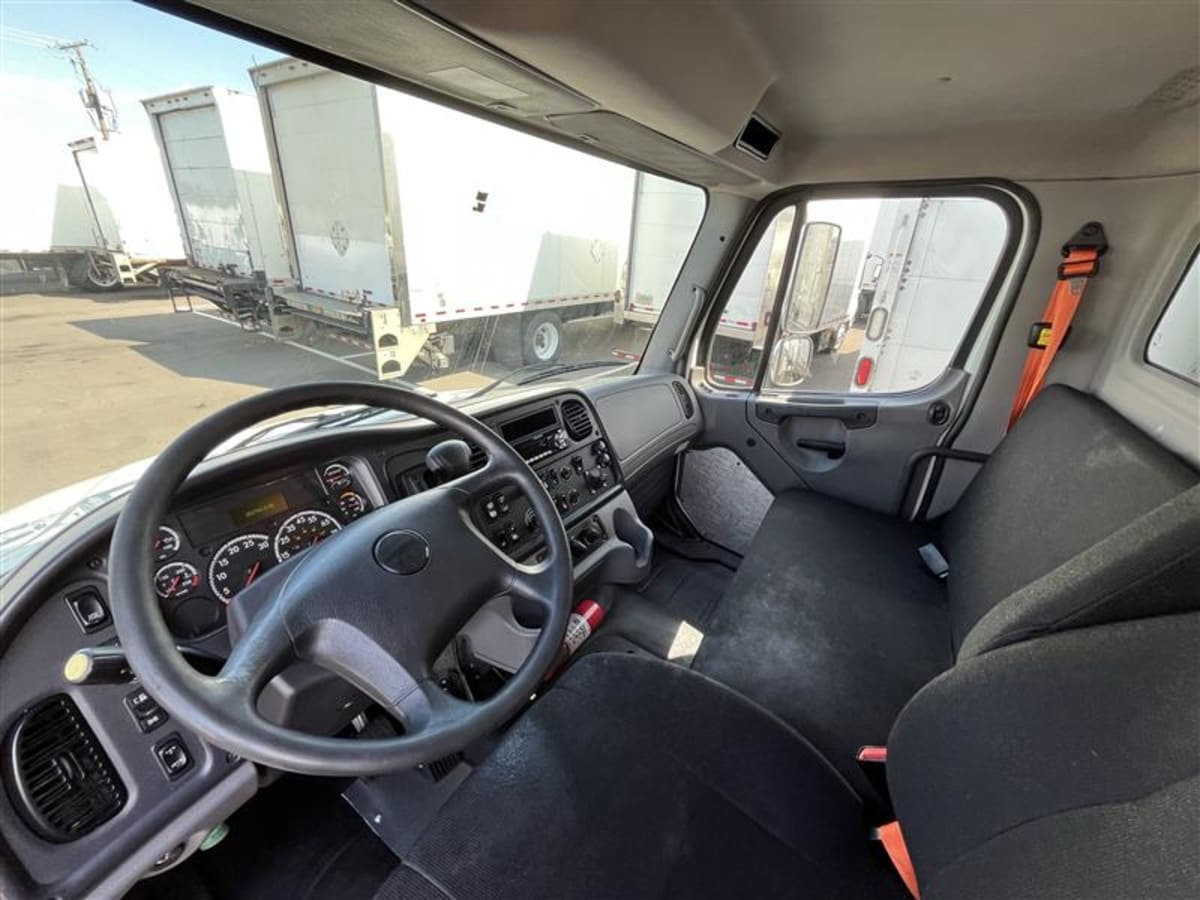 2019 Freightliner/Mercedes M2 106 875218