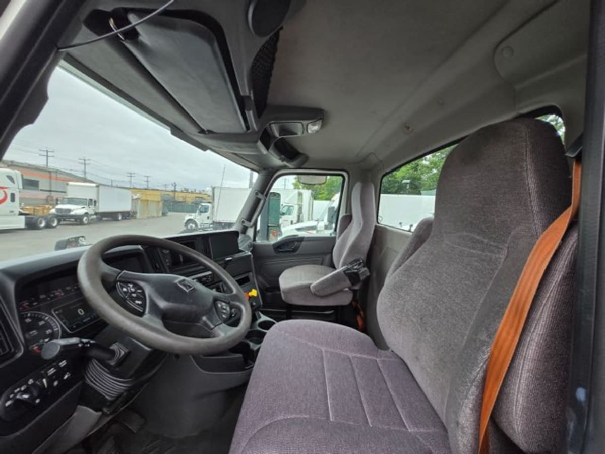 2019 International - image 12