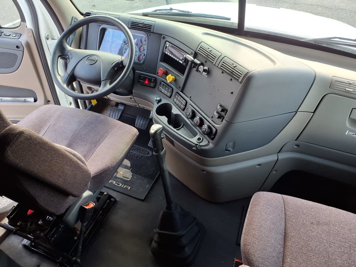 2020 Freightliner/Mercedes CASCADIA 125 875320