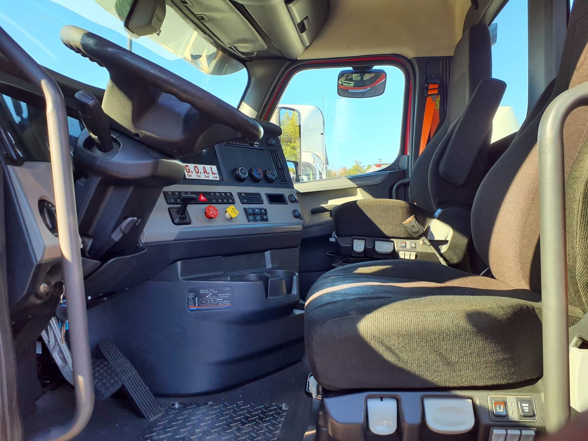 2019 Freightliner/Mercedes NEW CASCADIA PX12664 875392
