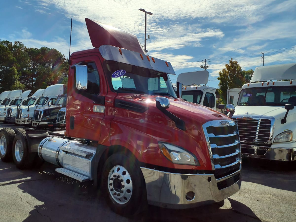 2019 Freightliner/Mercedes NEW CASCADIA PX12664 875394