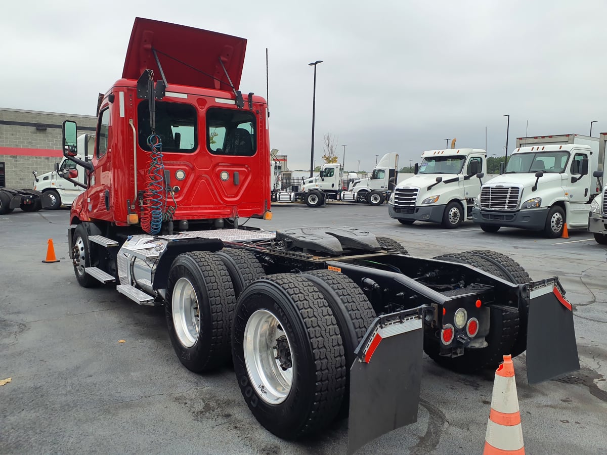 2019 Freightliner/Mercedes NEW CASCADIA PX12664 875396