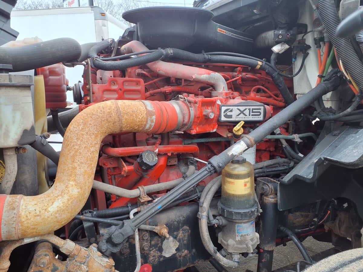 2019 Navistar International LT625 DAYCAB S/A 875401