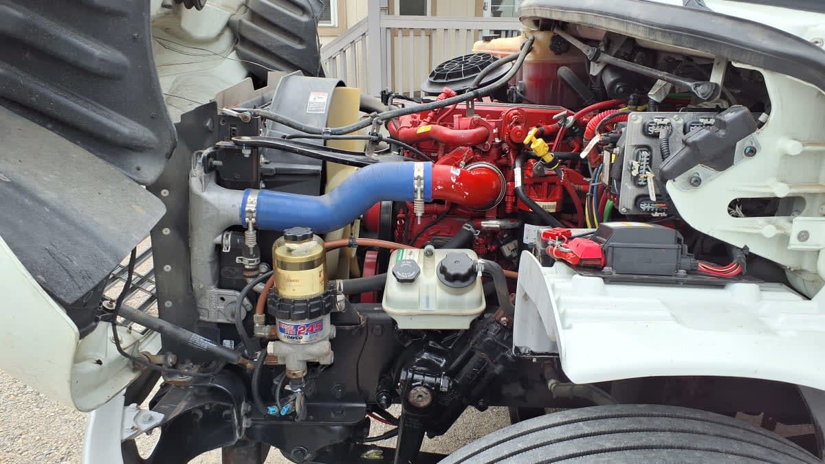 2019 Freightliner M2 106 875412