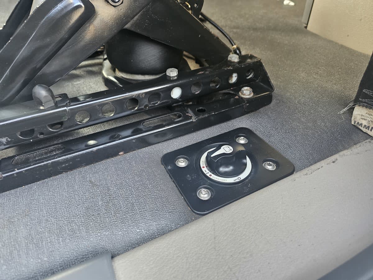 2020 Freightliner - image 10