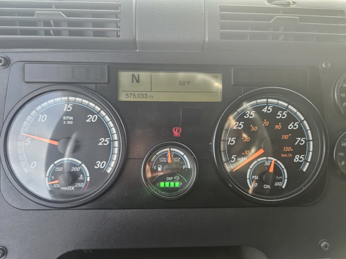 2020 Freightliner - image 13