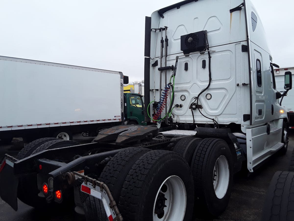 2020 Freightliner/Mercedes CASCADIA 125 875544