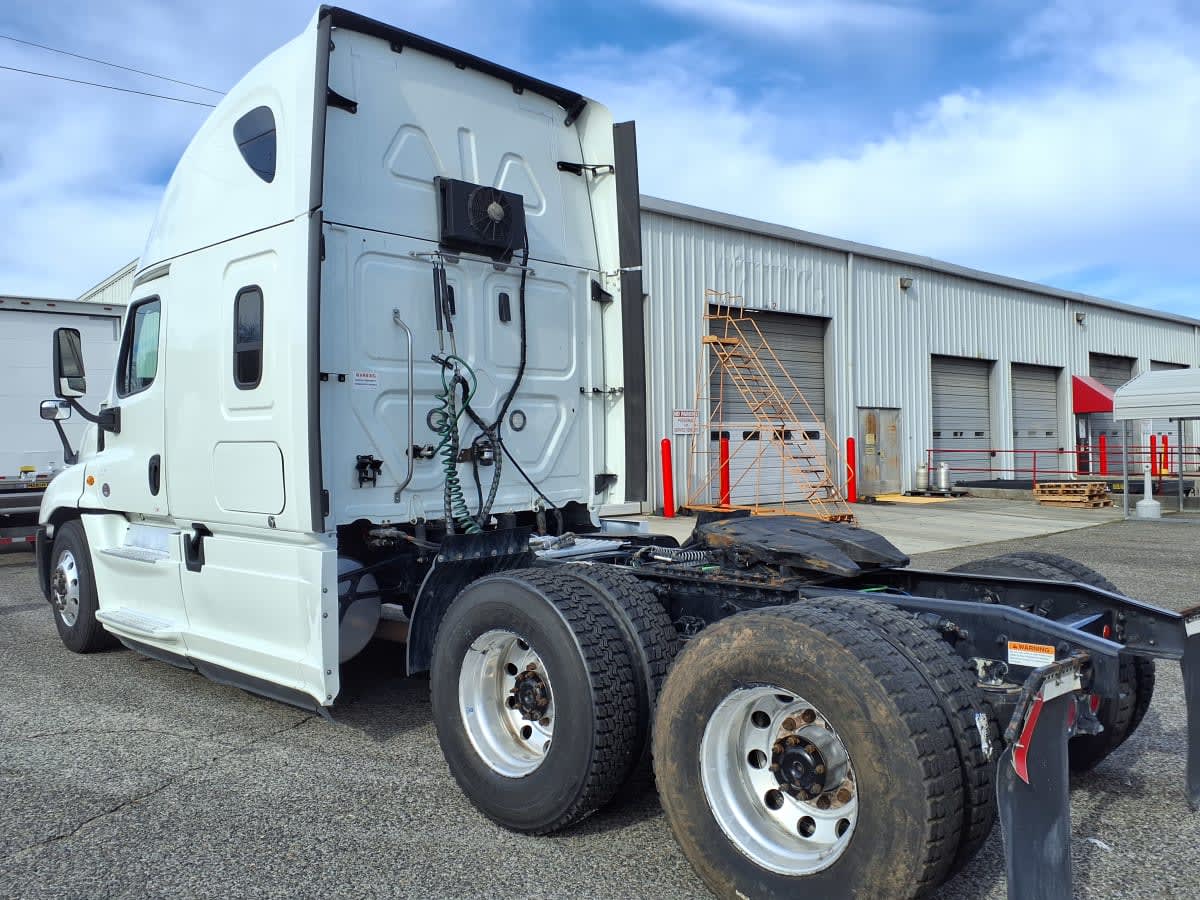 2020 Freightliner/Mercedes CASCADIA 125 875558