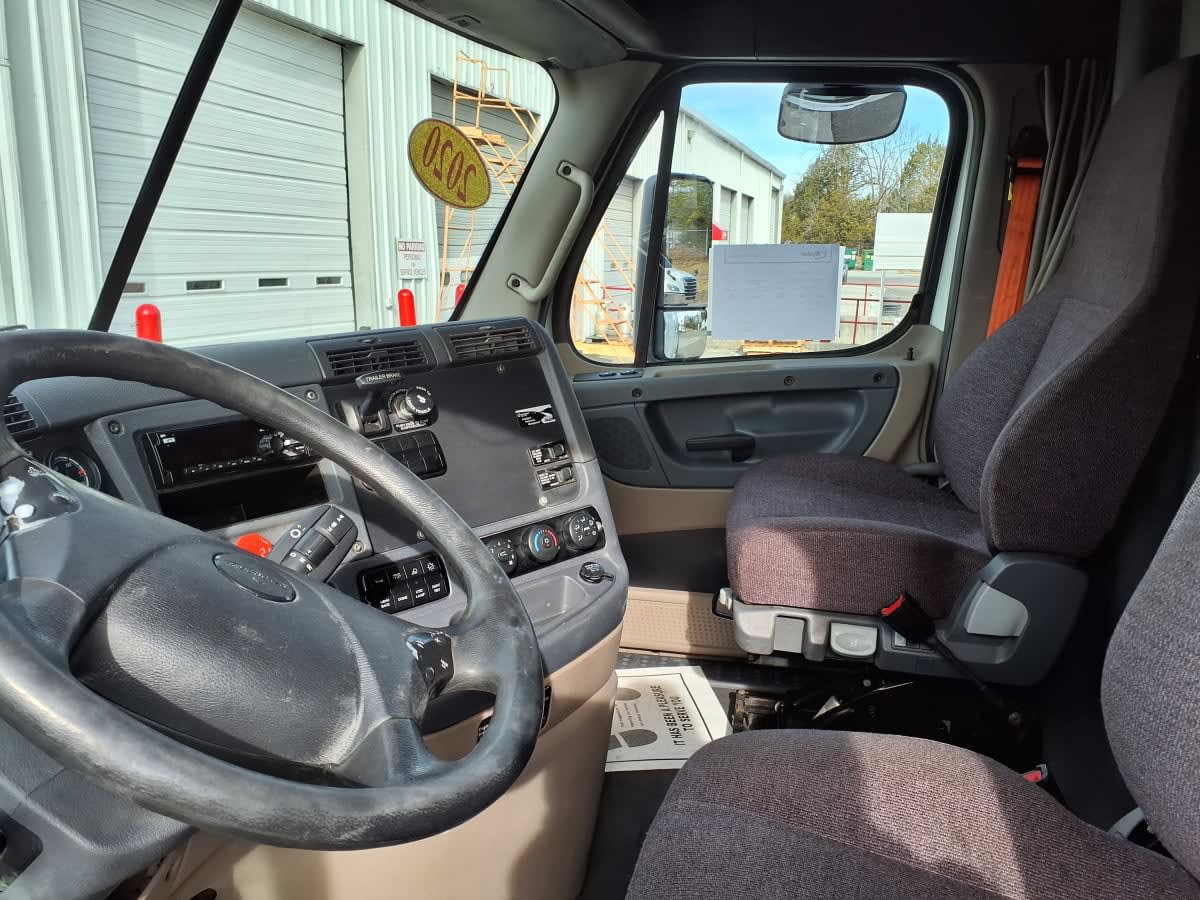 2020 Freightliner/Mercedes CASCADIA 125 875558