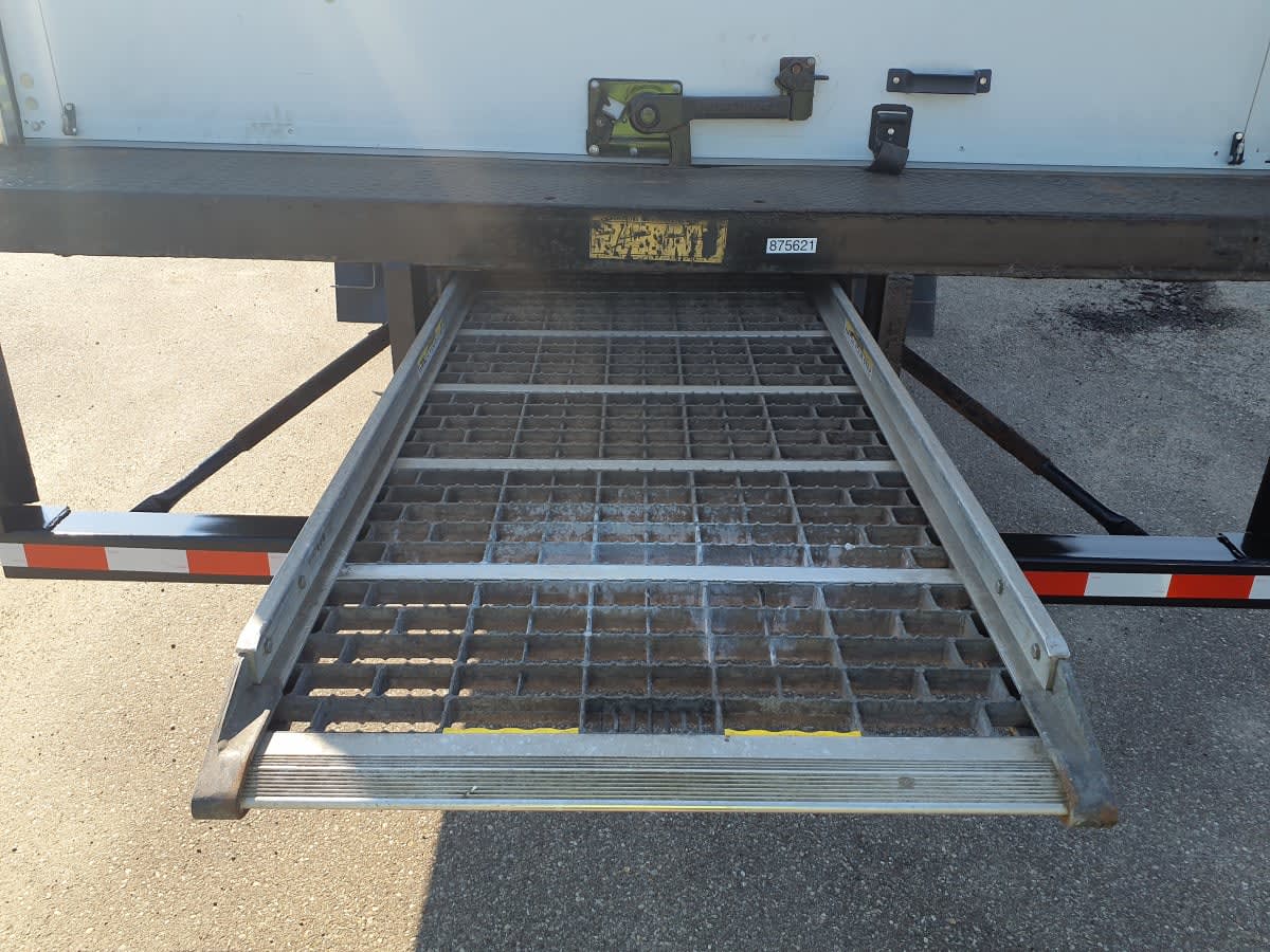 2019 Navistar International 4300 875621