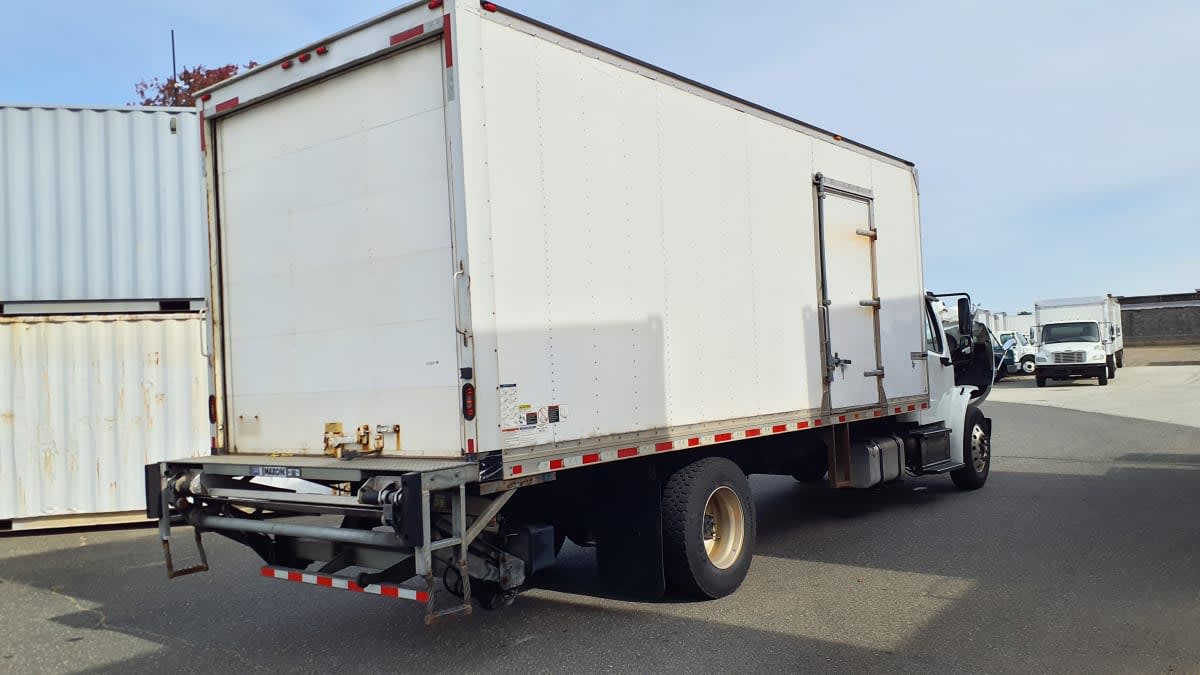 2019 Freightliner/Mercedes M2 106 875631
