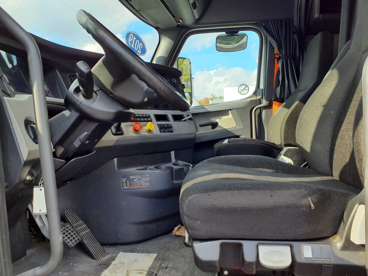 2019 Freightliner/Mercedes NEW CASCADIA PX12664 875740