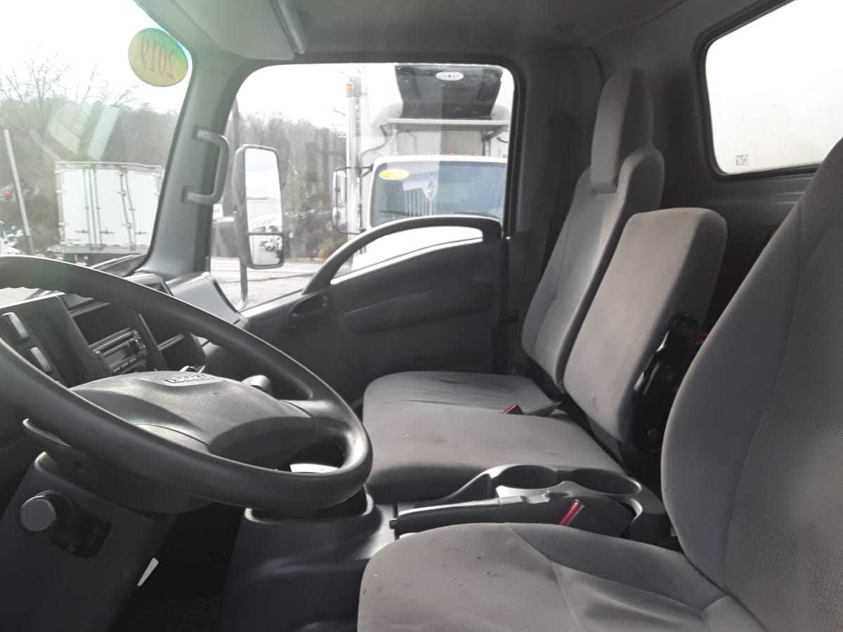 2019 Isuzu NPR 875745