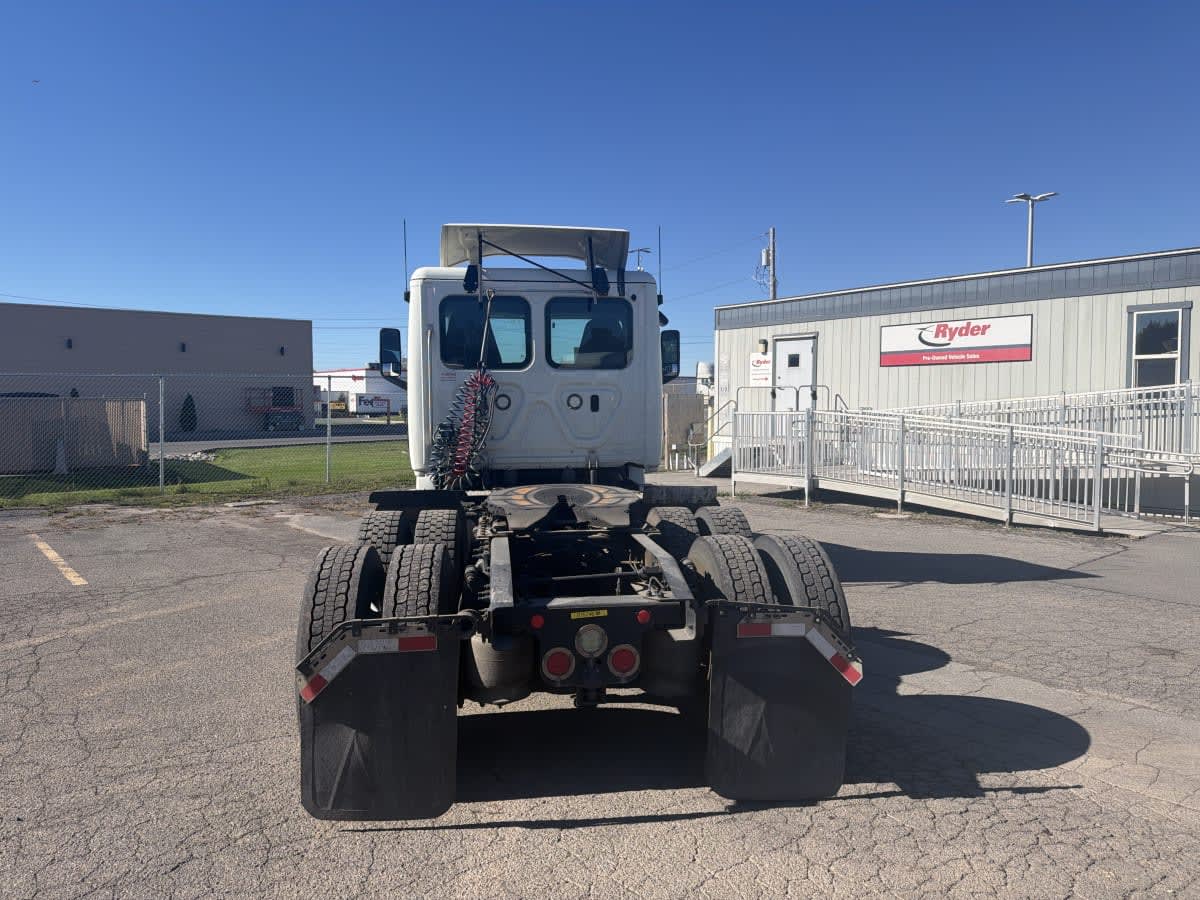 2020 Freightliner Cascadia in Syracuse, NY — photo 5
