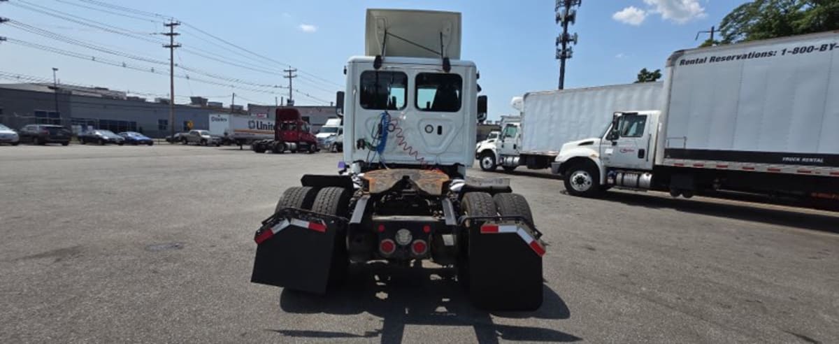 2020 Freightliner/Mercedes NEW CASCADIA 126 875752
