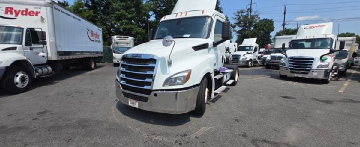 2020 FREIGHTLINER/MERCEDES NEW CASCADIA 126 875752 2020 FREIGHTLINER/MERCEDES NEW CASCADIA 126 875752