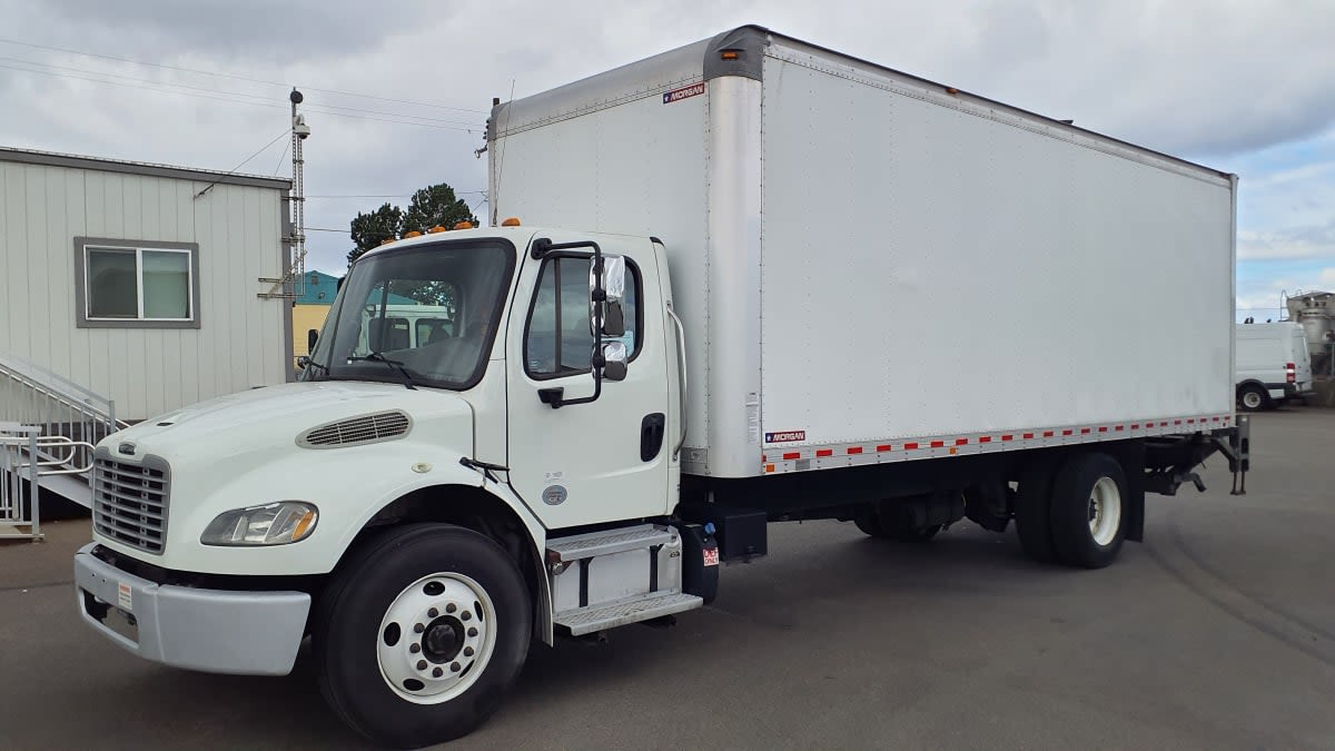 2019 Freightliner/Mercedes M2 106 875769 2019 Freightliner/Mercedes M2 106 875769