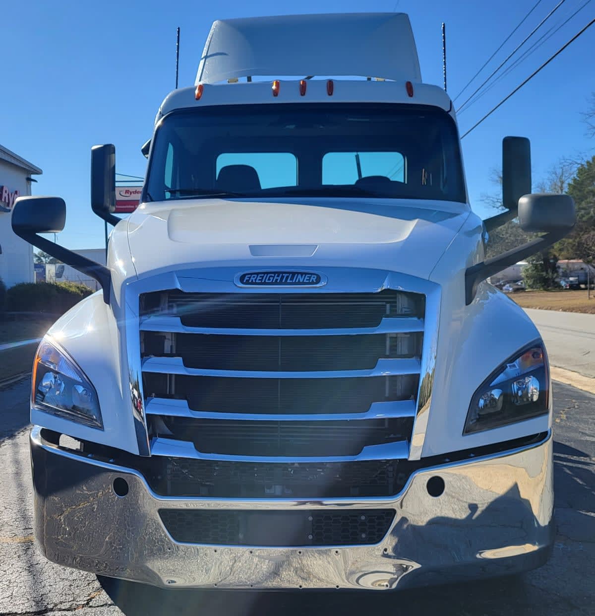 2019 Freightliner - image 2