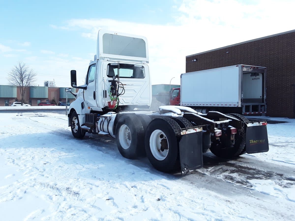 2019 Navistar International LT625 DAYCAB T/A 875789