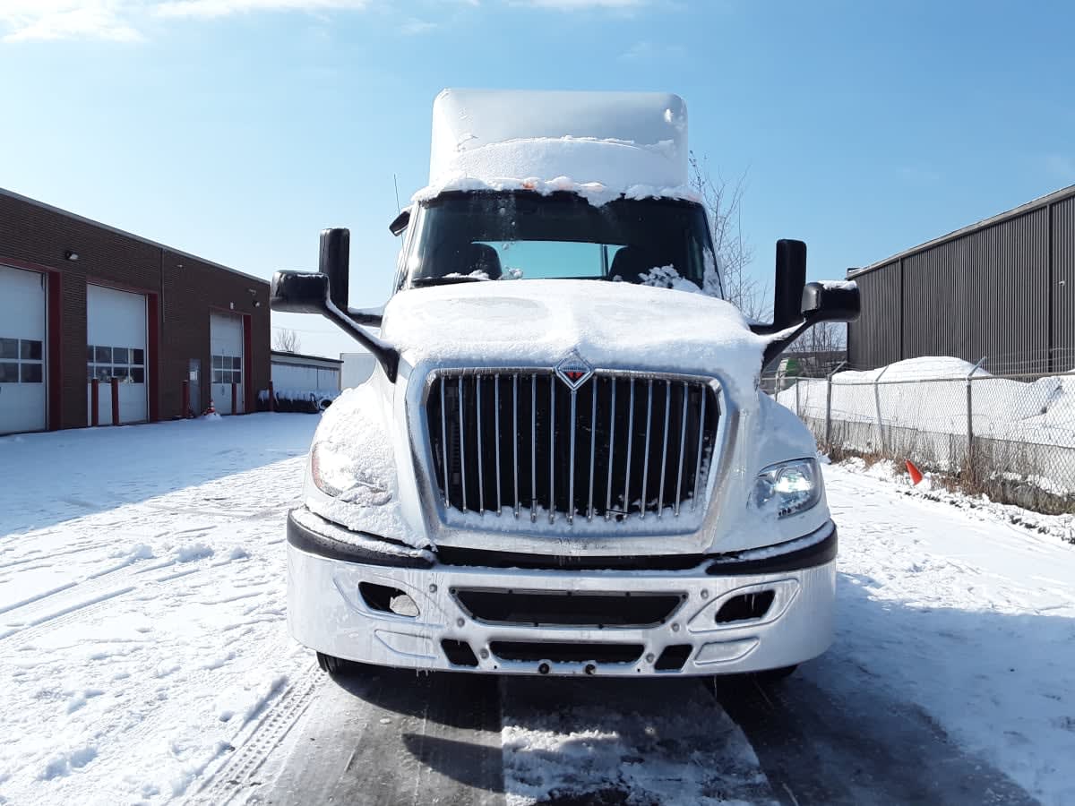 2019 Navistar International LT625 DAYCAB T/A 875789