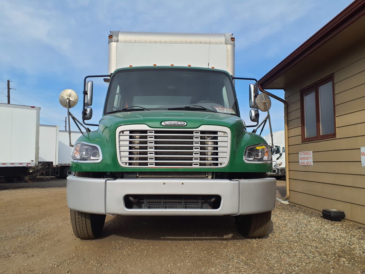 2019 Freightliner M2 106 - image 2